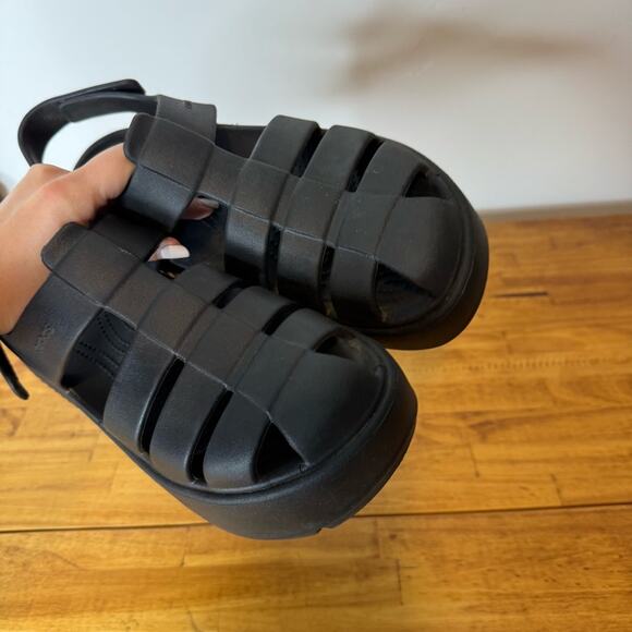 Crocs Unisex Stomp Fisherman Sandals Platform Black Strappy Size 9 Women’s - Picture 7 of 7